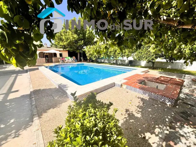 Chalet unifamiliar en Cabra