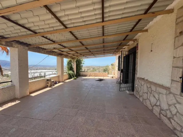 Casa rústica en Camino de La Rucula