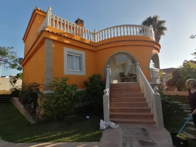 Casa unifamiliar en venta en Avinguda del Carabasí, 92, Gran Alacant (Santa Pola) de 449.000 €