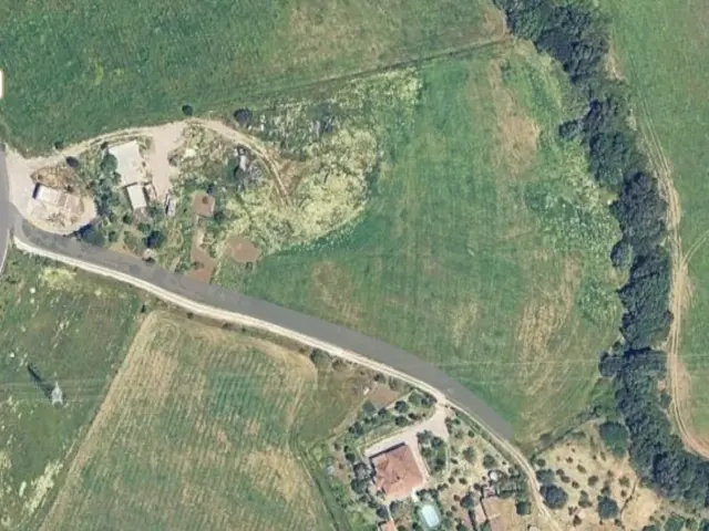 Rustic farm in Finca Cortesín