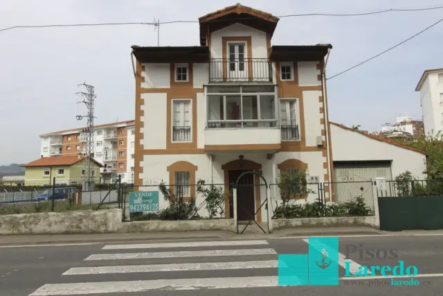 Chalet en calle Quinta photo 10