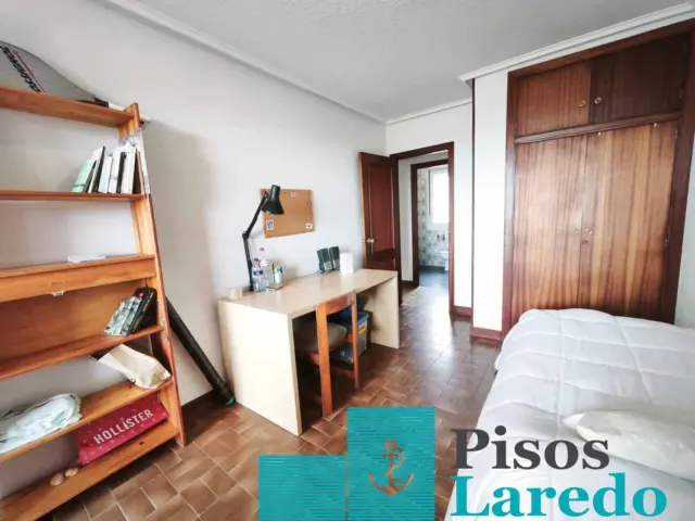 Apartment on Avenida de Francia, 80 photo 33