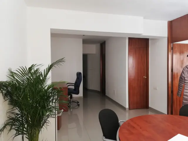 Flat on Calle de Castaños photo 4