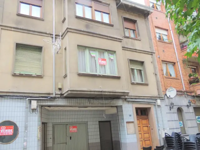 Semi-detached house for sale in Calle de Francisco Alonso, 6, Pola de Laviana (Laviana) of 130.000 €