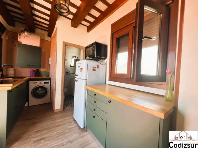 Top floor flat on Calle de San Francisco photo 10