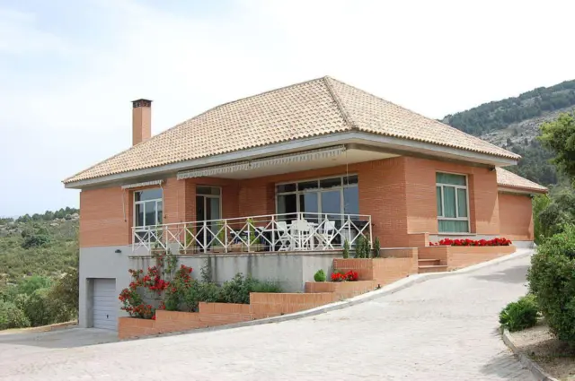 Casa en venda a Fontenebro-Altavista, Fontenebro-Altavista (Collado Villalba) de 950.000 €