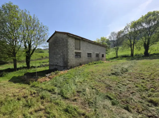 Rustic property on Argomeda Street