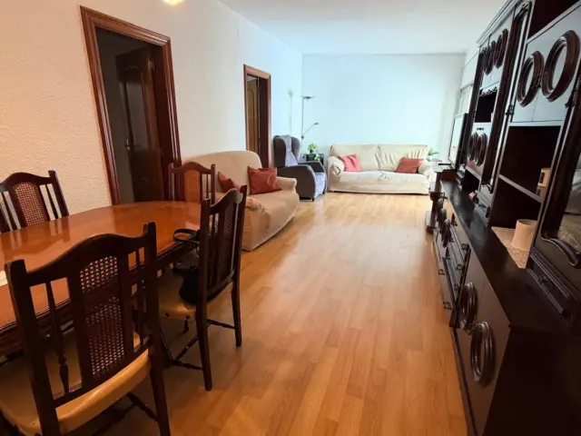 Apartment on Avinguda de Manuel Girona photo 2