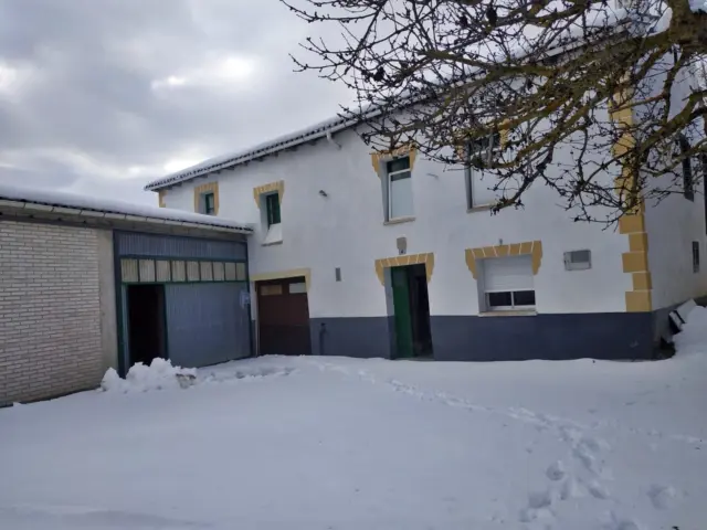 Casa en Junta de Traslaloma