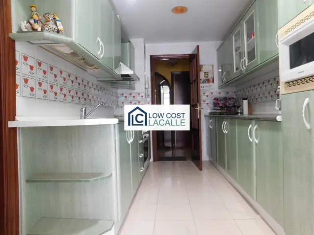 Apartment on Avenida de la Manzanilla photo 2