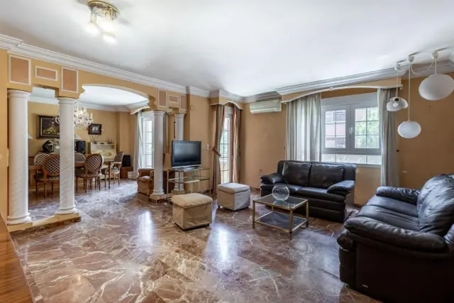Apartment on Avenida de Pulianas