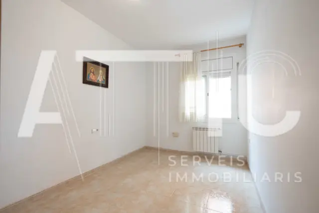 Flat on Carrer de Constantí photo 15