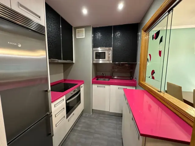 Apartment on Calle de la Sombrerería photo 10