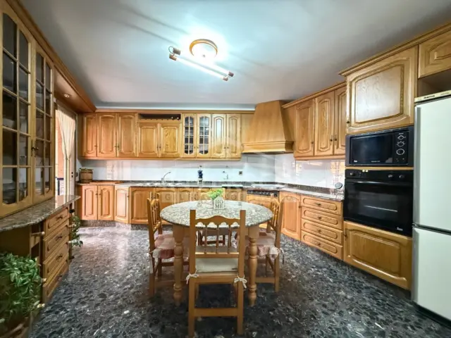 Casa en calle de la Nueva Almohara