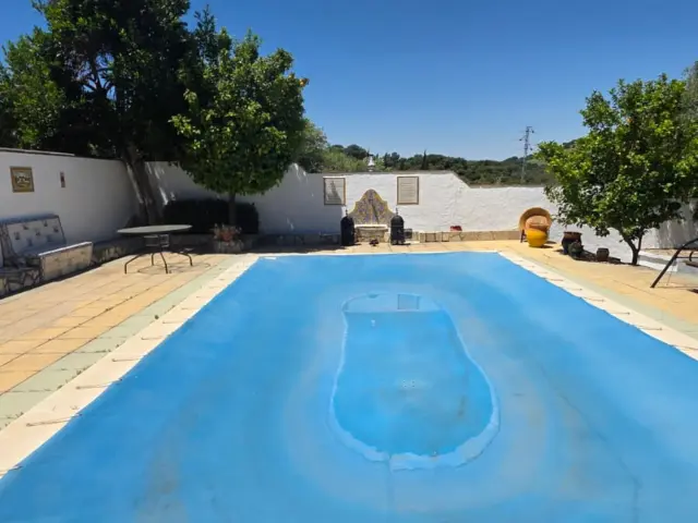 Chalet in El Bosque