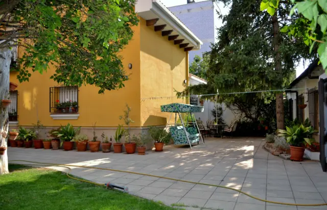 Detached house on Calle de Juan de Arce, No. SN photo 33