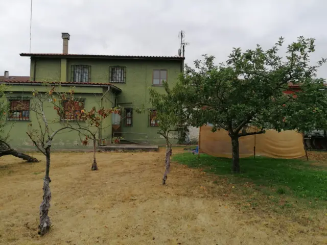 House for sale in Conde La Sierra , Number 54, Granda-Tiñana-Hevia (Siero) of 188.000 €