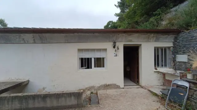 Casa en venta en Calle los Mazos, Boal de 55.000 €