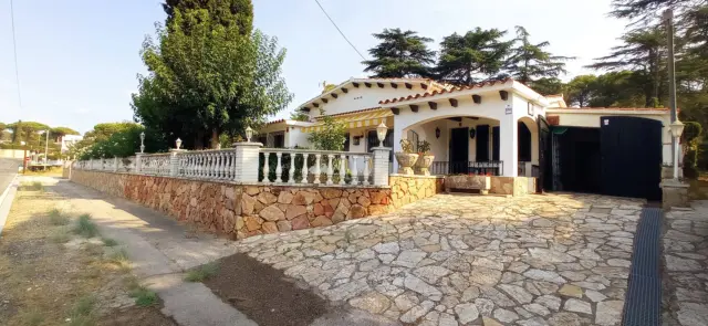 Casa en venta en Carrer del Gironès, cerca de Carrer de la Residència, S'Agaró (Castell d'Aro, Platja d'Aro i s'Agaró) de 839.000 €