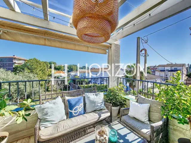 Casa adosada en Avinguda del Comte Gómez de Orbaneja