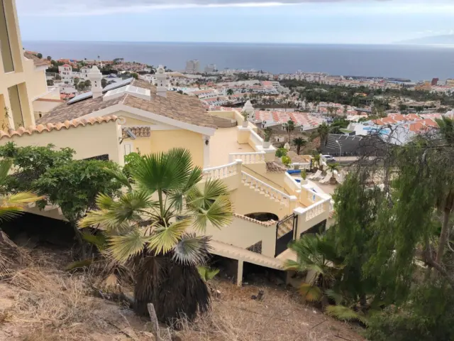 Chalet on Calle Noruega, Costa Adeje, No. 2