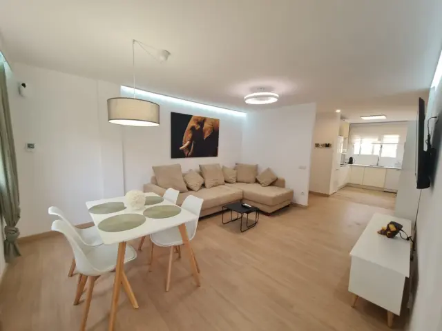 Apartment at Calle La Rosa, No. 12
