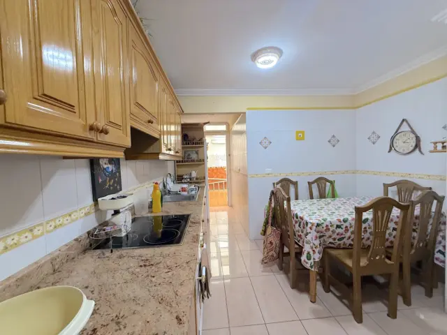 Apartment on Calle Santiago Alvarez Regalado photo 13