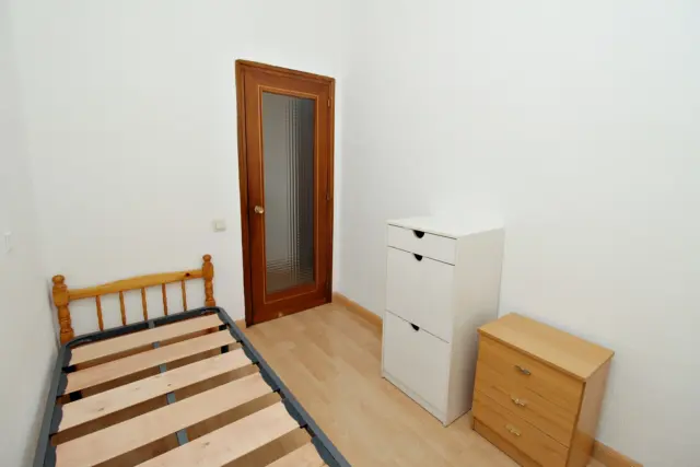 Flat on Calle del Ave María photo 7
