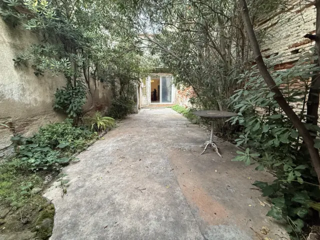 Semi-detached house on Carrer de Calderón photo 10