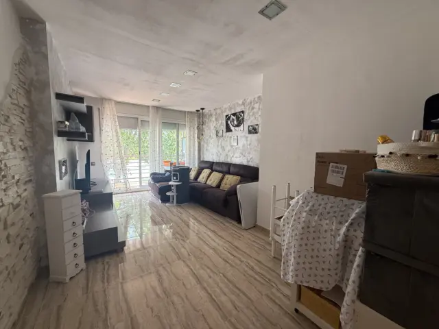 Apartment on Carrer de Prat de la Riba