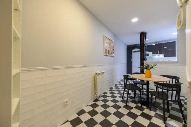 Piso en alquiler en Calle de Ferraz, cerca de Paseo del Pintor Rosales - Imagen 49