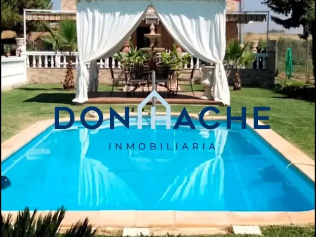 Chalet en Arroyo de San Serván