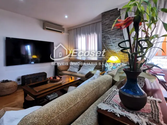 Duplex in Avinguda de Can Corts photo 18