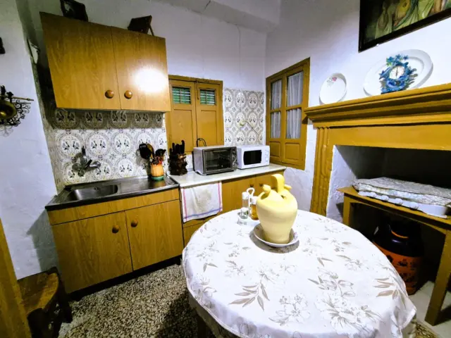 Casa en calle de la Hondilla, 1