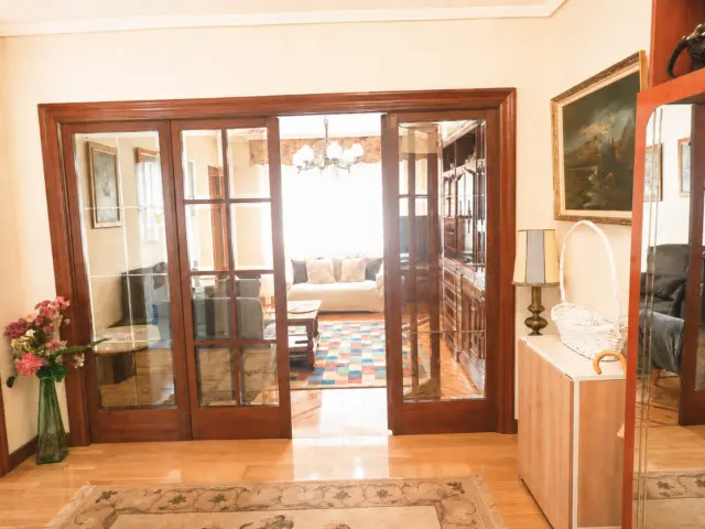 Apartment on Calle de Vargas photo 5