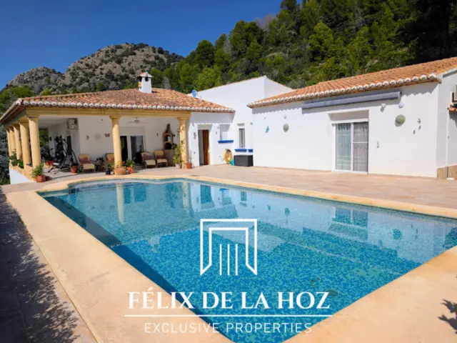 House on Avenida Mirabo photo 10