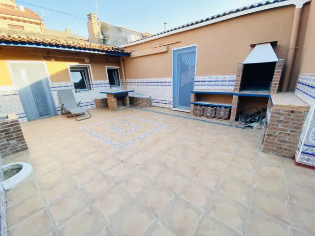 Semi-detached chalet in Yunquera de Henares