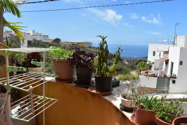 Terraced house at Calle de La Unión, 5