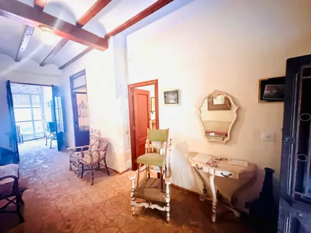 House on Calle de los Mártires, 8