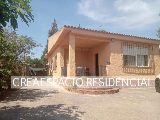 Chalet unifamiliar en La Conarda-Montesano