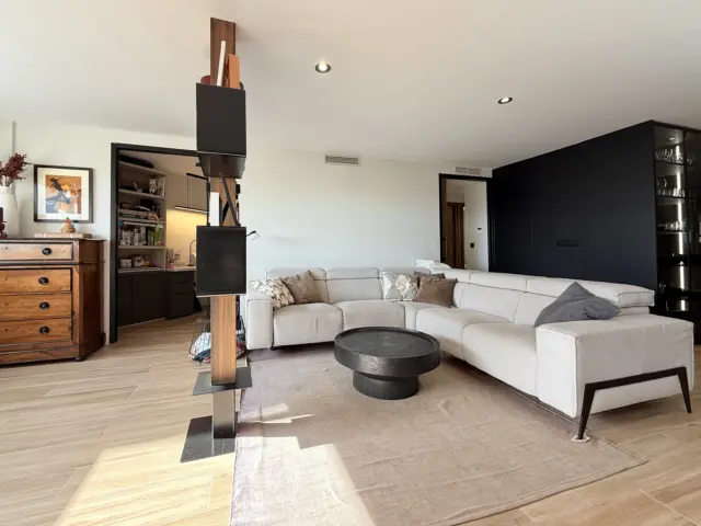 Apartment on Avenida de Maisonnave