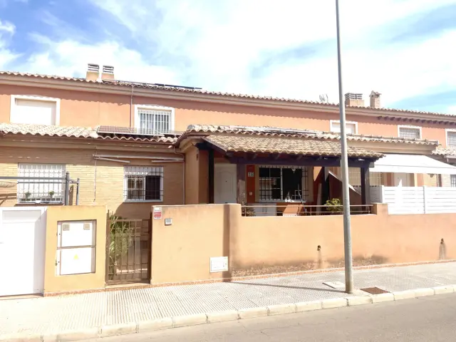 Flat on Calle Lobo