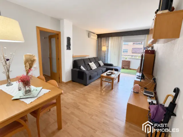 Flat in Plaça del Roc Blanc photo 3