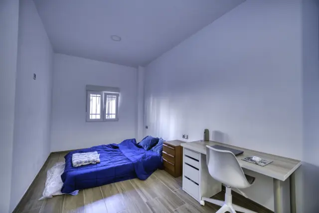 Apartment in Centre photo 8