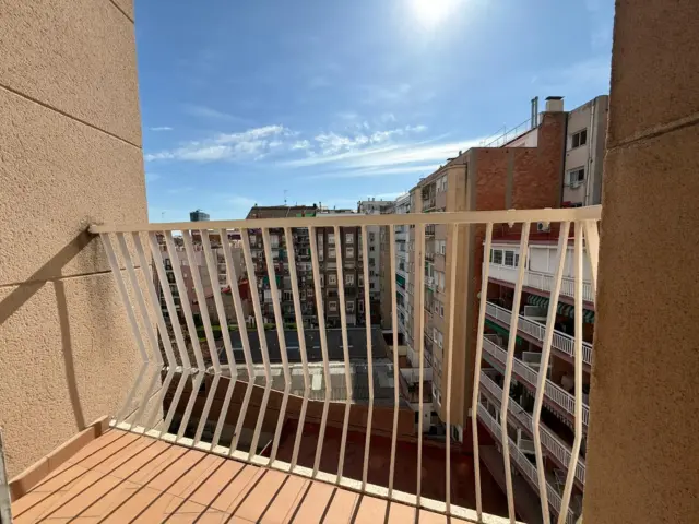 Piso en alquiler en Carrer de Rocafort, cerca de Carrer de Còrsega - Imagen 8