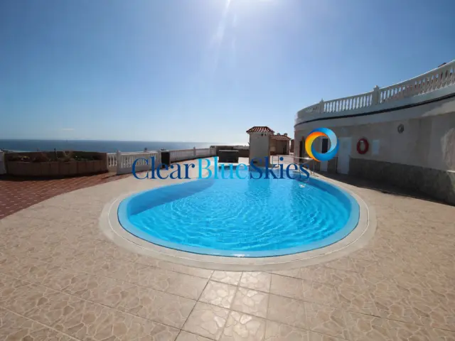 Apartment on Avenida de Europa