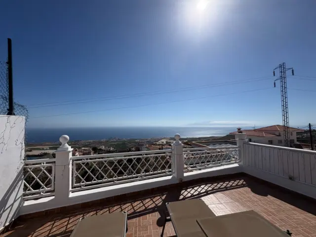 Detached house on Calle del Morro las Bellas, 3