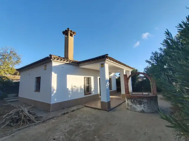 Rustic chalet in Pinar de los Franceses-El Marquesado photo 8