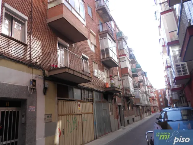 Apartment on Bécquer Street, 3