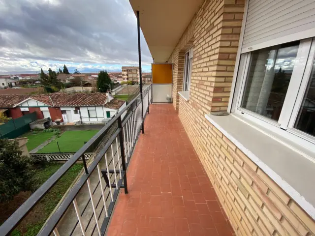 Apartamento en venta en Travesía de la Estación, 4, Casalarreina de 47.500 €